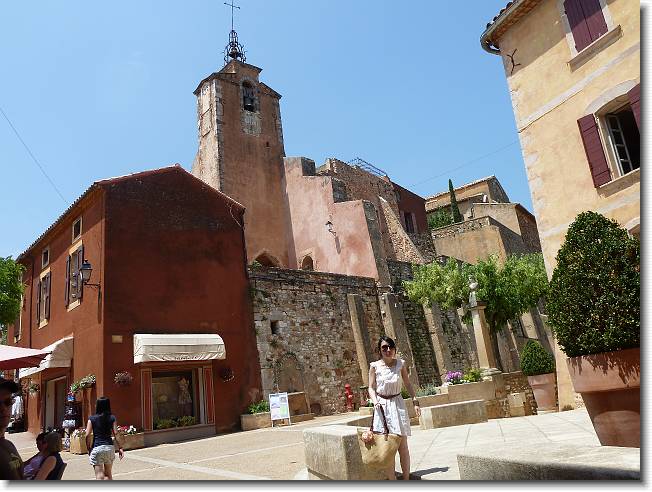Clicca per scorrere le foto originali ingrandite