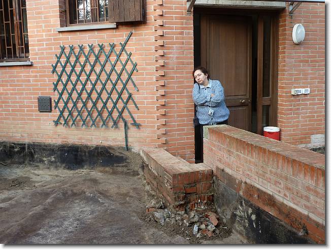 Clicca per scorrere le foto originali ingrandite