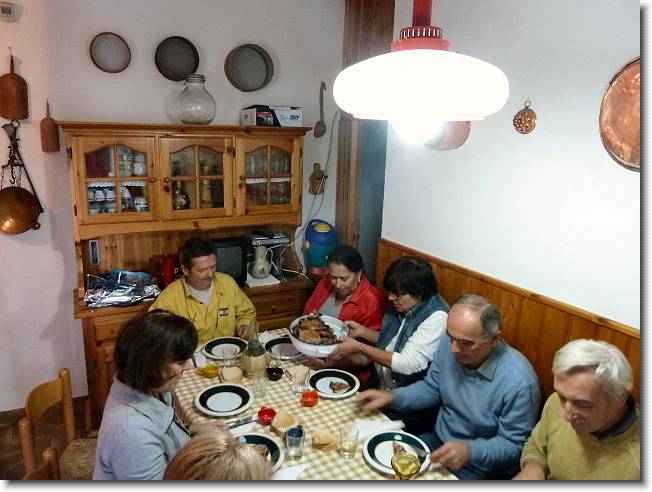 Clicca per scorrere le foto originali ingrandite