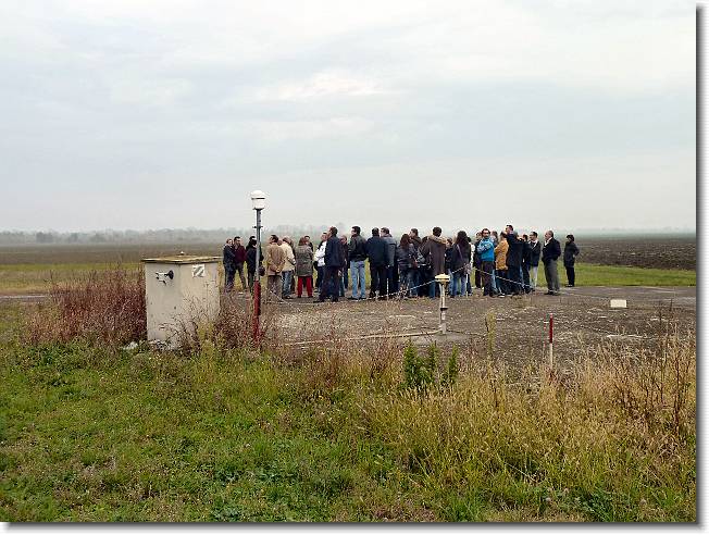 Clicca per scorrere le foto originali ingrandite
