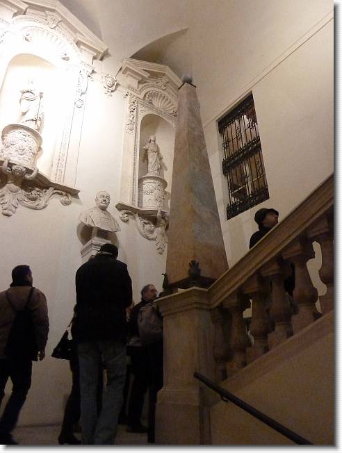 Clicca per scorrere le foto originali ingrandite