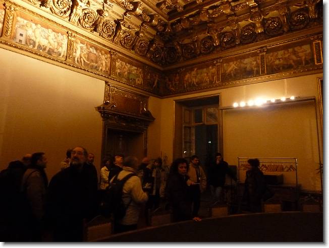 Clicca per scorrere le foto originali ingrandite