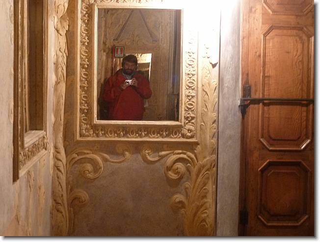 Clicca per scorrere le foto originali ingrandite
