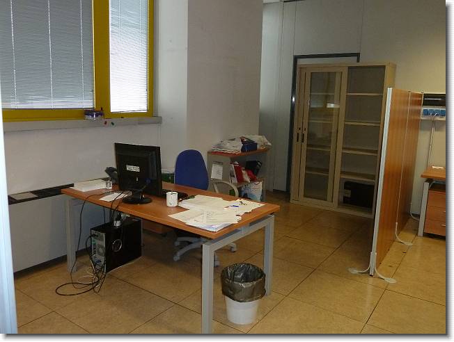 Clicca per scorrere le foto originali ingrandite