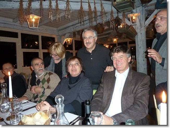 Clicca per scorrere le foto originali ingrandite