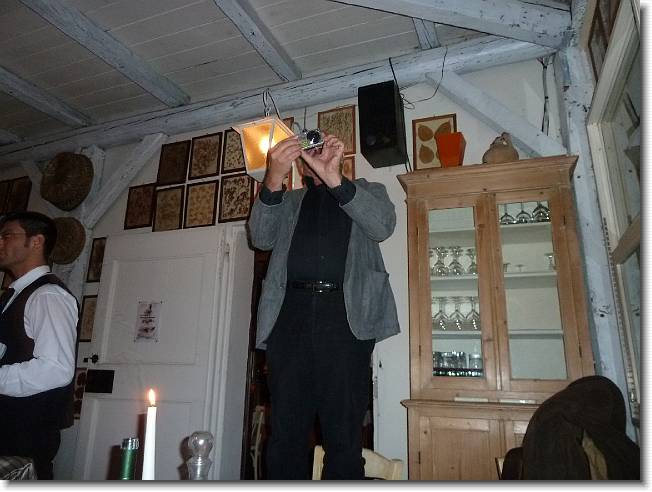 Clicca per scorrere le foto originali ingrandite