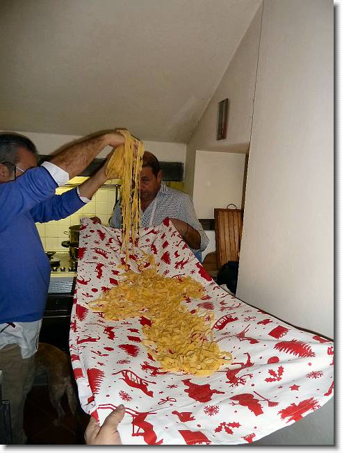 Clicca per scorrere le foto originali ingrandite