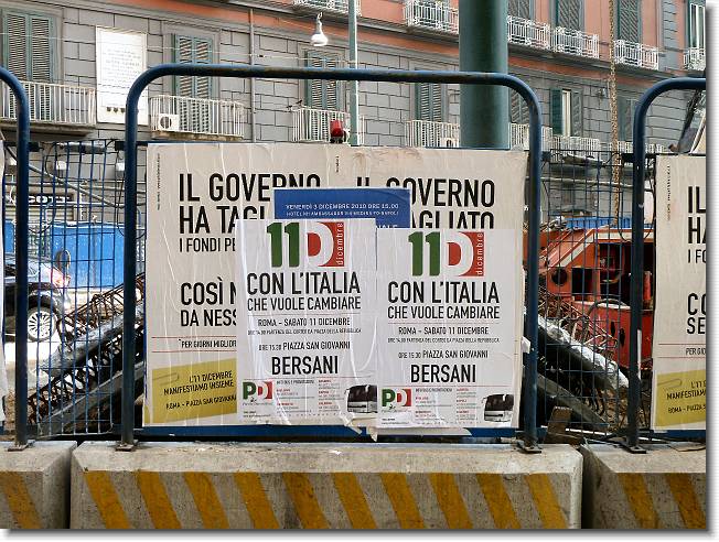 Clicca per scorrere le foto originali ingrandite
