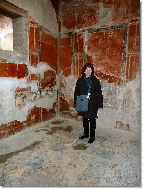 Clicca per scorrere le foto originali ingrandite