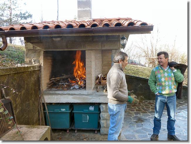 Clicca per scorrere le foto originali ingrandite