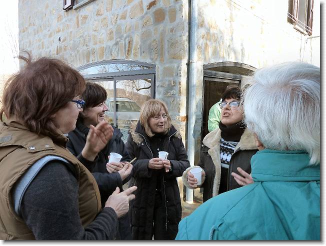 Clicca per scorrere le foto originali ingrandite