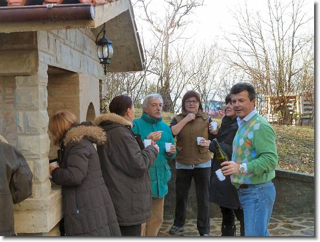 Clicca per scorrere le foto originali ingrandite