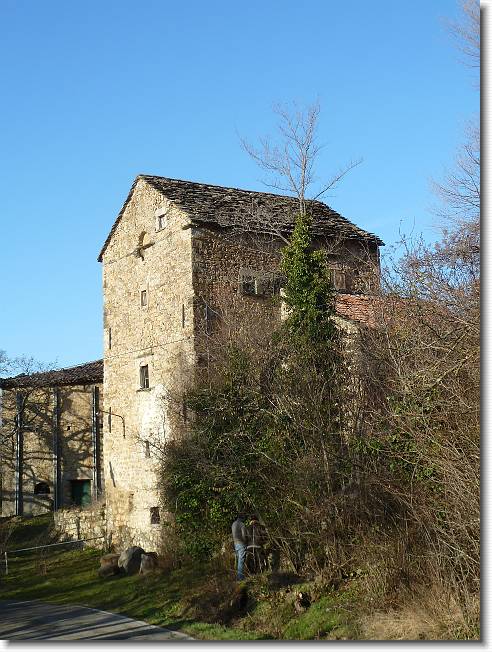 Clicca per scorrere le foto originali ingrandite