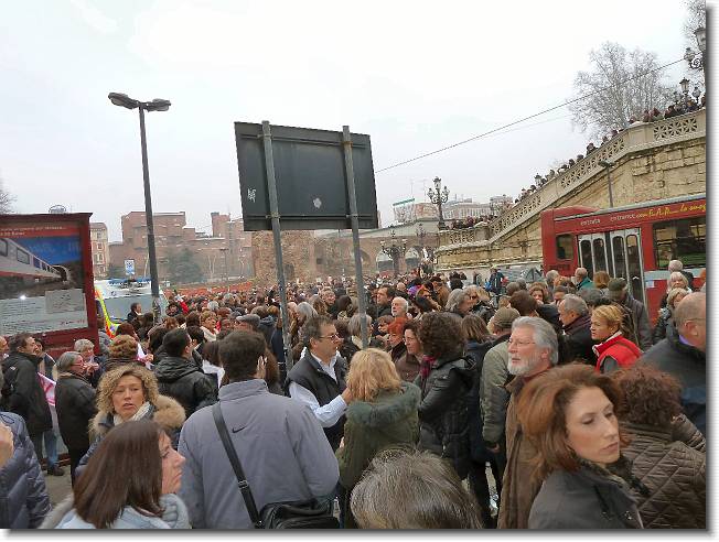 Clicca per scorrere le foto originali ingrandite
