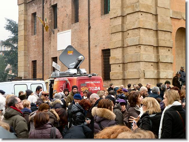 Clicca per scorrere le foto originali ingrandite