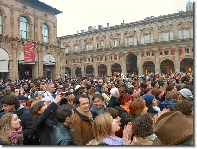 Clicca per scorrere le foto originali ingrandite