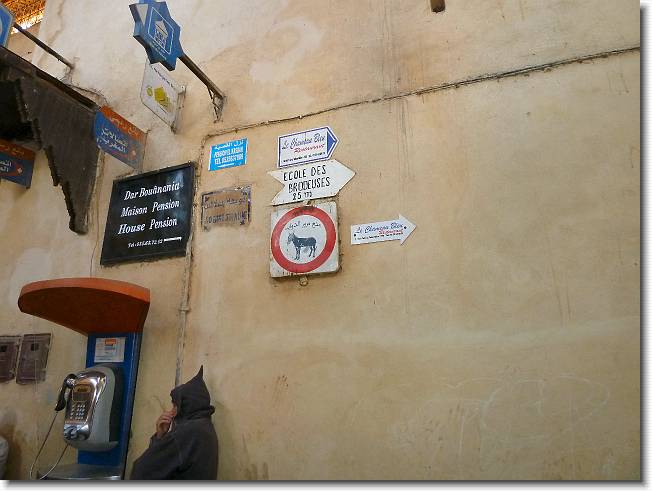 Clicca per scorrere le foto originali ingrandite