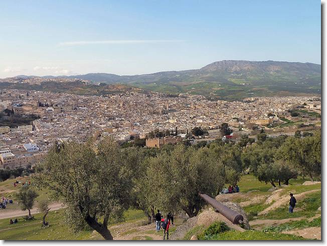 Clicca per scorrere le foto originali ingrandite