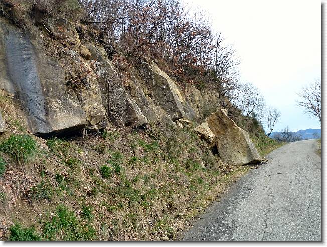 Clicca per scorrere le foto originali ingrandite