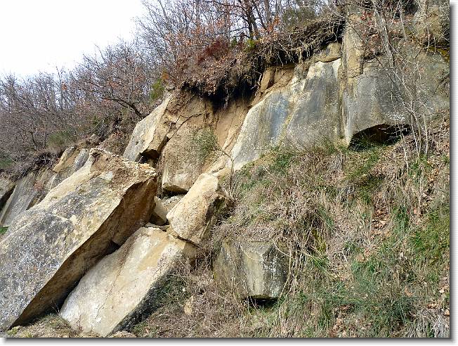 Clicca per scorrere le foto originali ingrandite