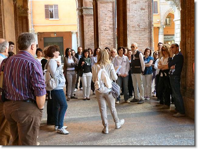 Clicca per scorrere le foto originali ingrandite