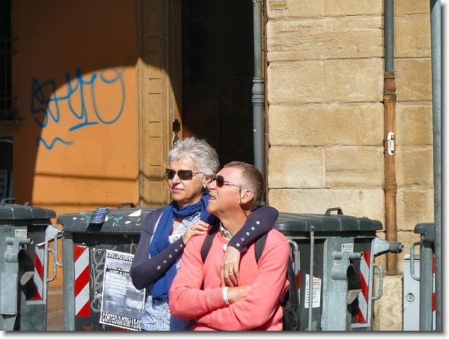 Clicca per scorrere le foto originali ingrandite