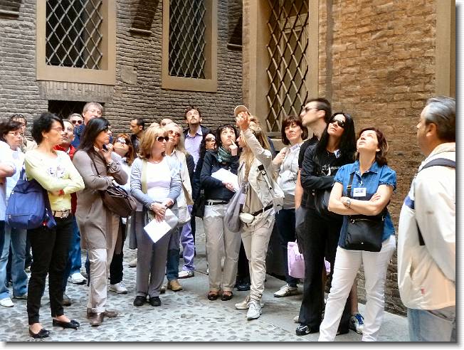 Clicca per scorrere le foto originali ingrandite
