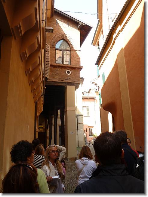 Clicca per scorrere le foto originali ingrandite