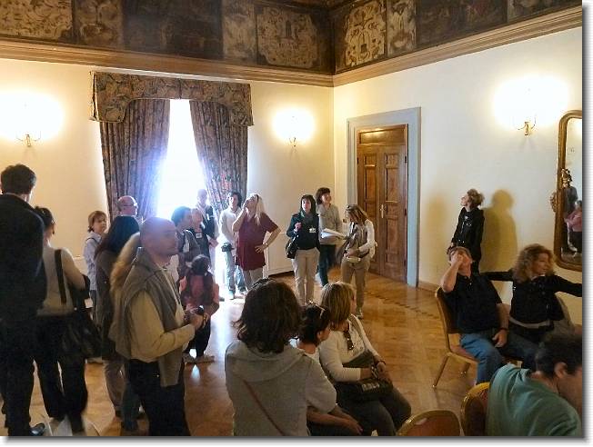 Clicca per scorrere le foto originali ingrandite