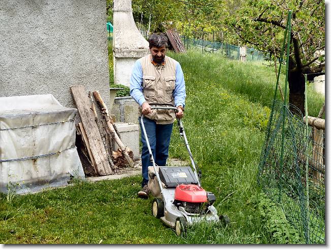 Clicca per scorrere le foto originali ingrandite