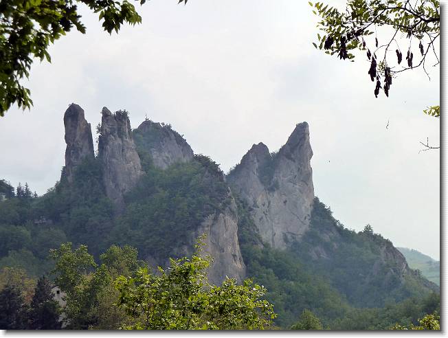 Clicca per scorrere le foto originali ingrandite