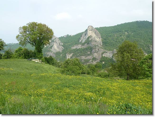 Clicca per scorrere le foto originali ingrandite