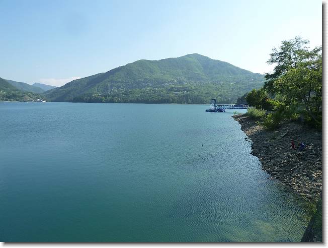 Clicca per scorrere le foto originali ingrandite