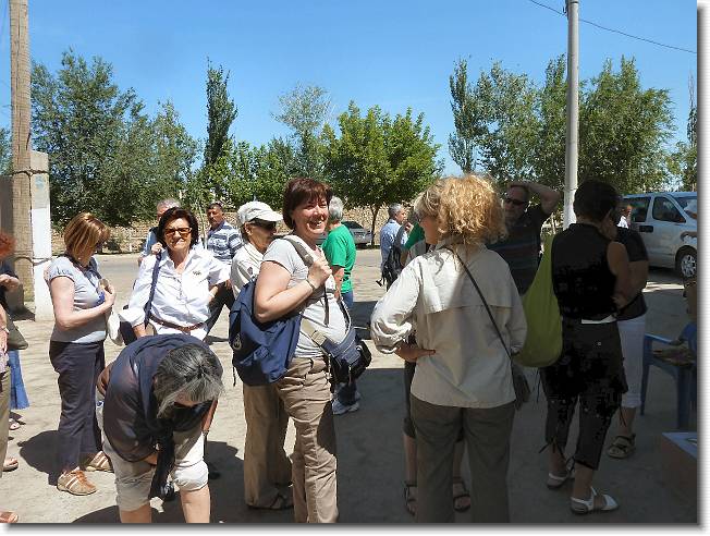 Clicca per scorrere le foto originali ingrandite