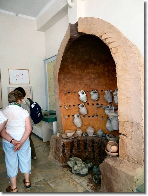 Clicca per scorrere le foto originali ingrandite