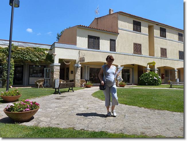 Clicca per scorrere le foto originali ingrandite