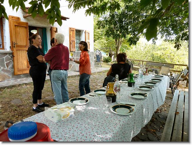 Clicca per scorrere le foto originali ingrandite