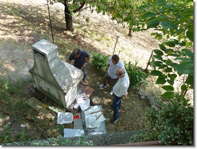 Clicca per scorrere le foto originali ingrandite
