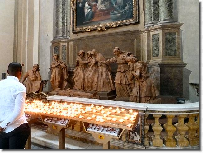Clicca per scorrere le foto originali ingrandite