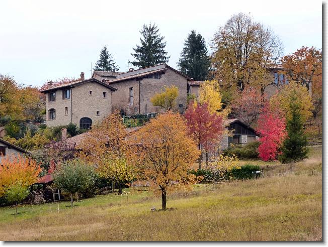 Clicca per scorrere le foto originali ingrandite