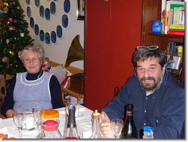 Clicca per scorrere le foto originali ingrandite