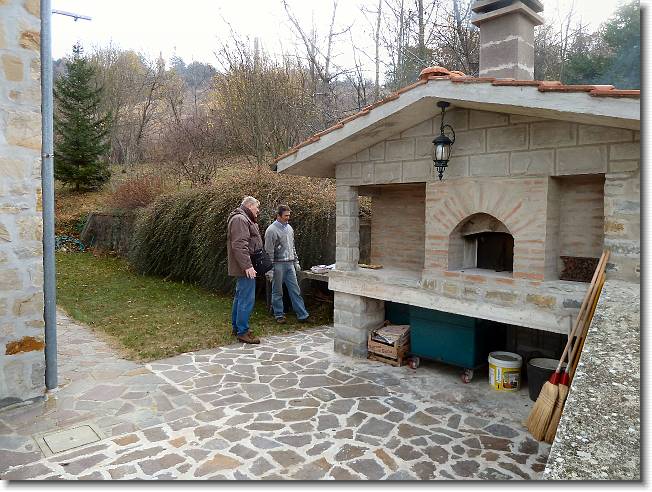 Clicca per scorrere le foto originali ingrandite
