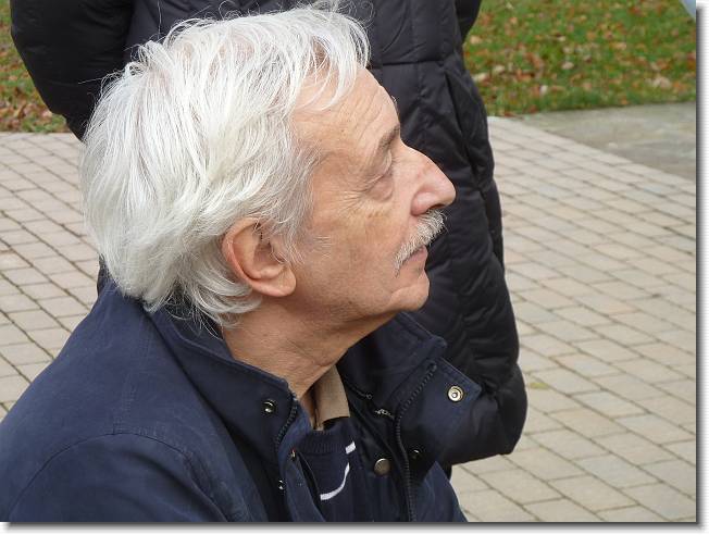 Clicca per scorrere le foto originali ingrandite