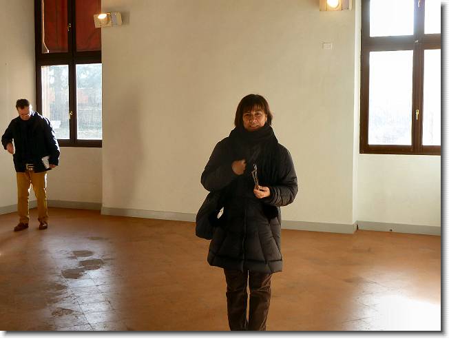 Clicca per scorrere le foto originali ingrandite