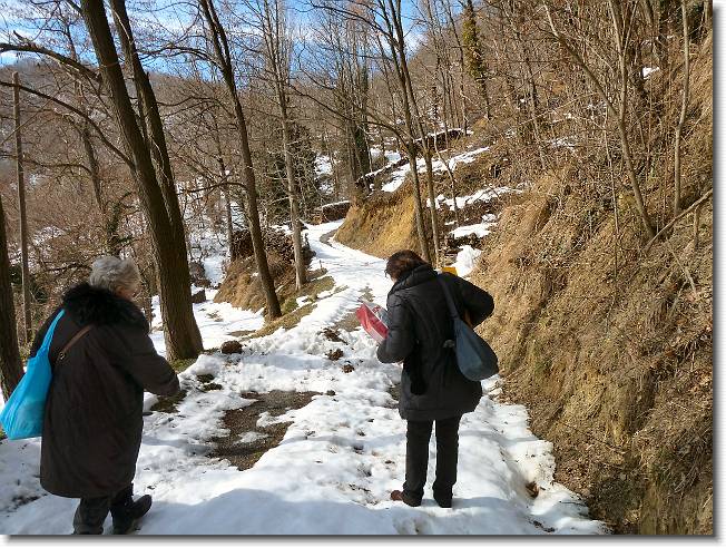 Clicca per scorrere le foto originali ingrandite