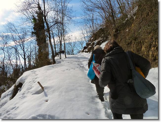 Clicca per scorrere le foto originali ingrandite