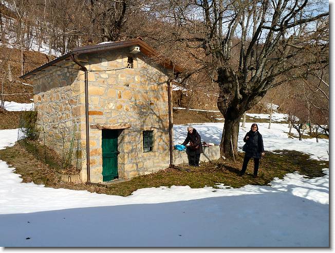 Clicca per scorrere le foto originali ingrandite