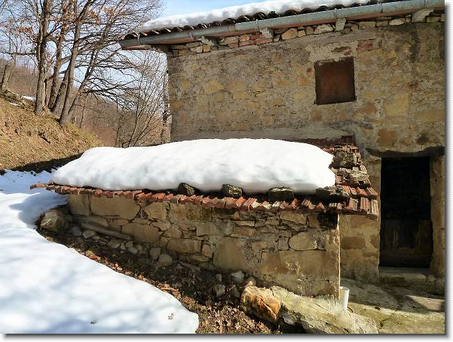 Clicca per scorrere le foto originali ingrandite