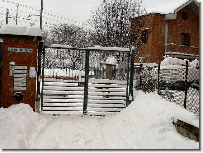 Clicca per scorrere le foto originali ingrandite