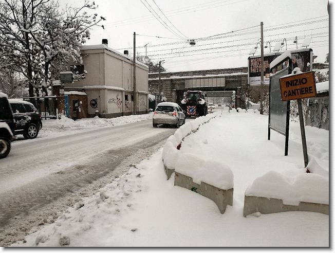 Clicca per scorrere le foto originali ingrandite